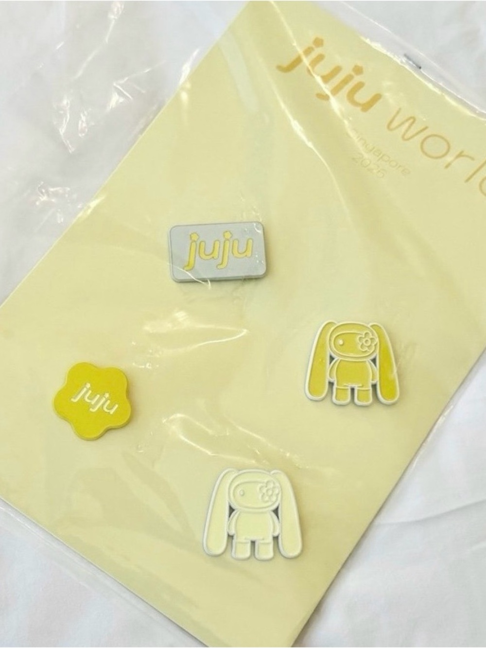 Juju World Enamel Pin Set
